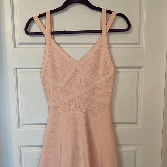 Guess Light pink cocktail dress - Picture 2 of 4